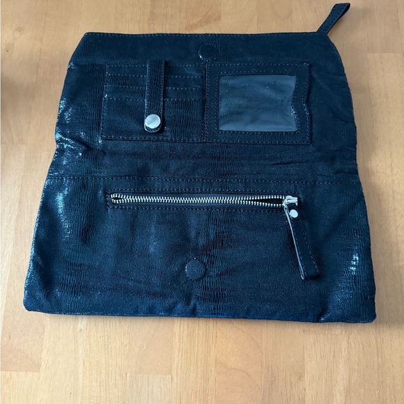 Steve Madden Black Shimmery Clutch - Picture 3 of 4